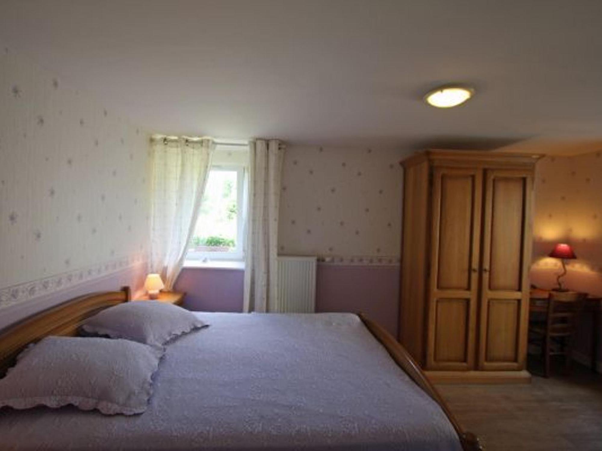 Chambre Iris Dans Batisse Renovee Au Coeur De La Nature - Fr-1-589-726 Bed & Breakfast Moyenmoutier Exterior photo